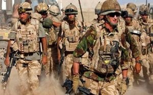بریتانیا نیروهای نظامی خود در افغانستان را بعد از  درخواست ایالات متحده دوبرابر میکند