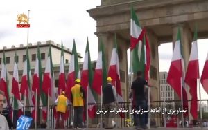ایران آزاد – تصاویری از آماده‌سازیهای تظاهرات برلین