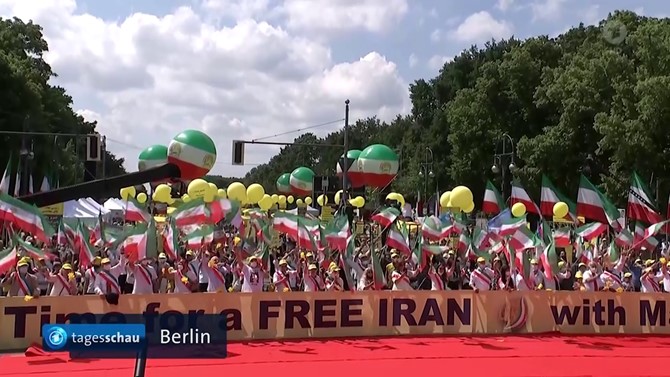 تلویزیون کانال یک آلمان – ای آر دی ARD هزاران ایرانی در تظاهرات برلین خواستار پیگرد رئیسی از مسئولان اعدام و کشتار شدند