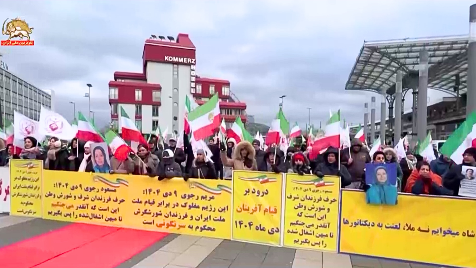 آکسیون اشرف نشانها-یوتوبوری۱۷دی (1)